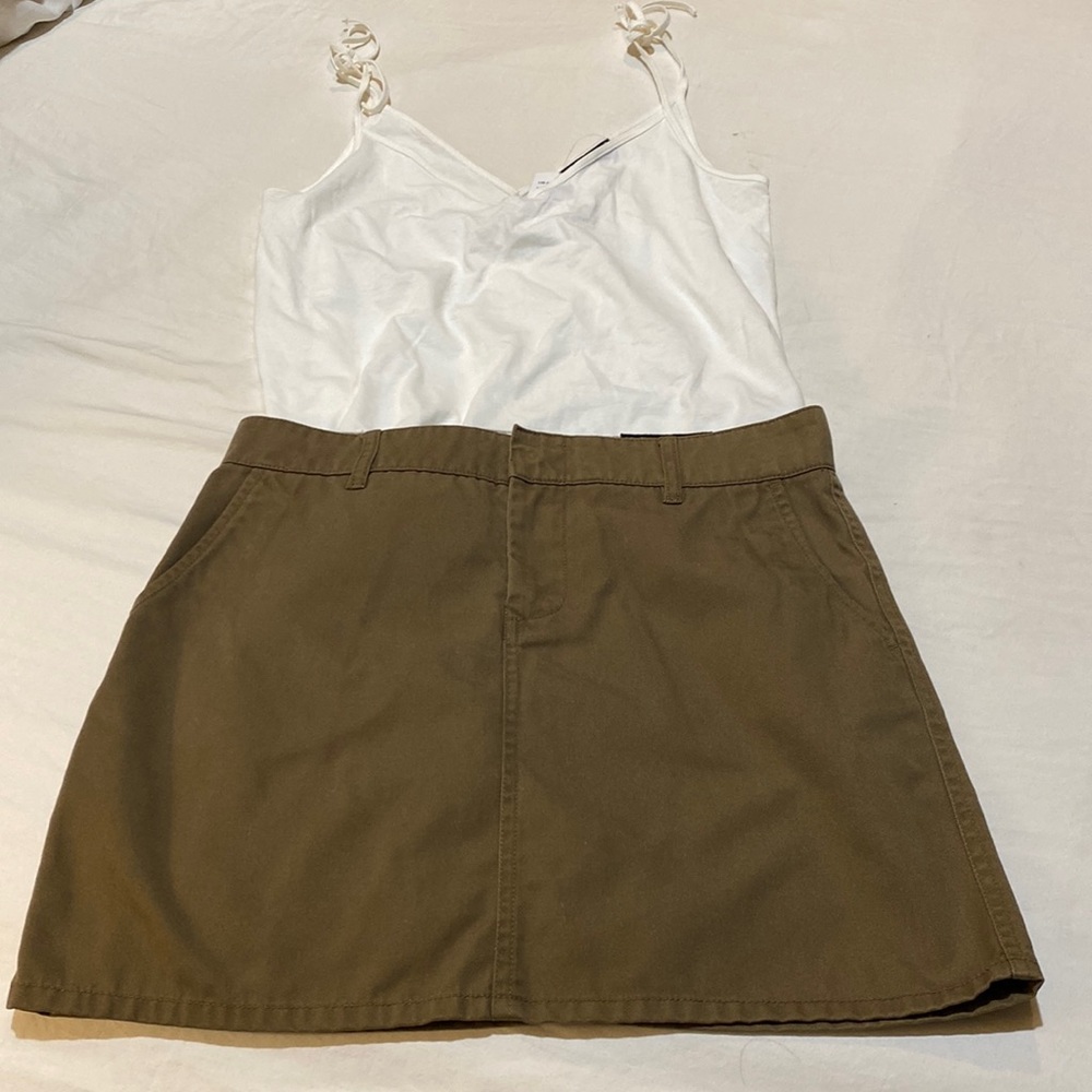 Super cute Volcum green brown mini skirt, 1